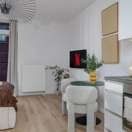 The Waw 02, Urban View At Browary Warszawskie Apartment *